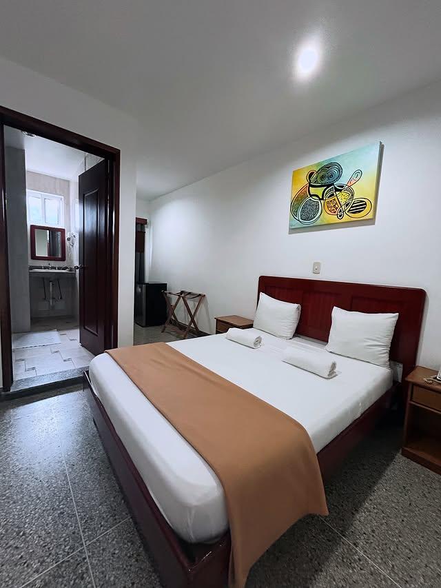 Hotel Villa Playa Grande - Imagen 1