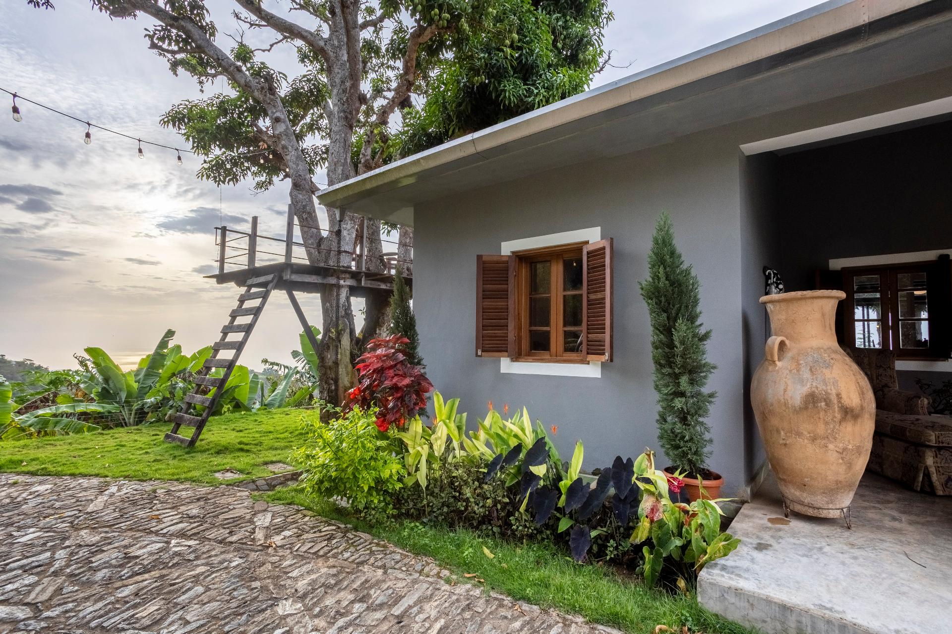 Eden House - Imagen 2