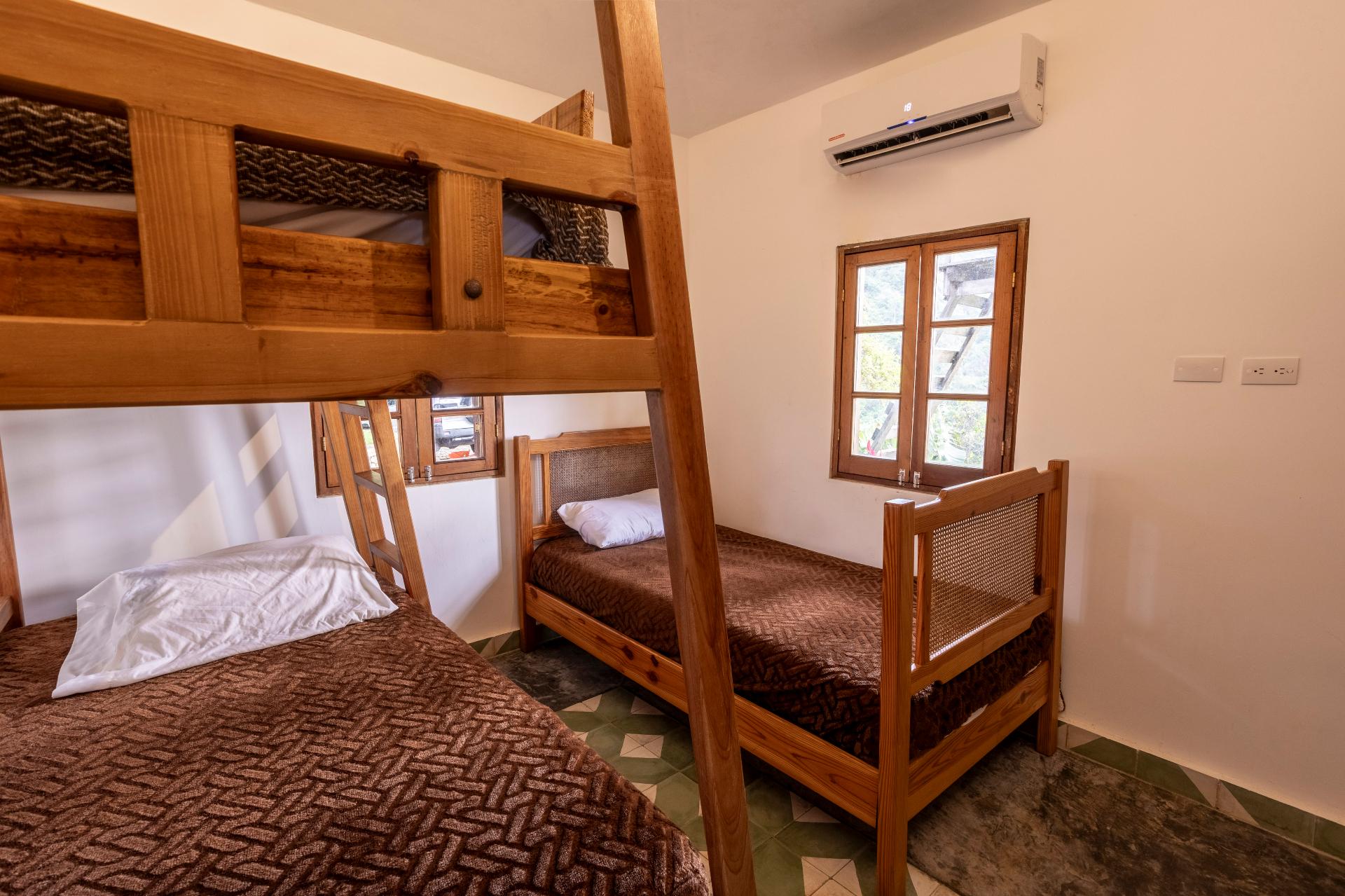 Eden House - Imagen 6