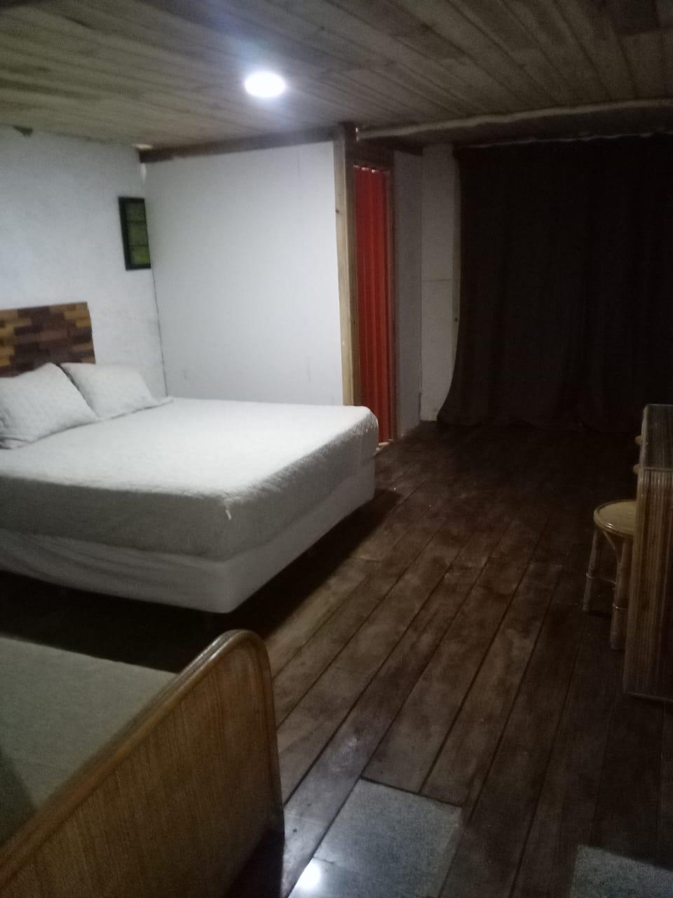 Posada Cocoesmeralda background