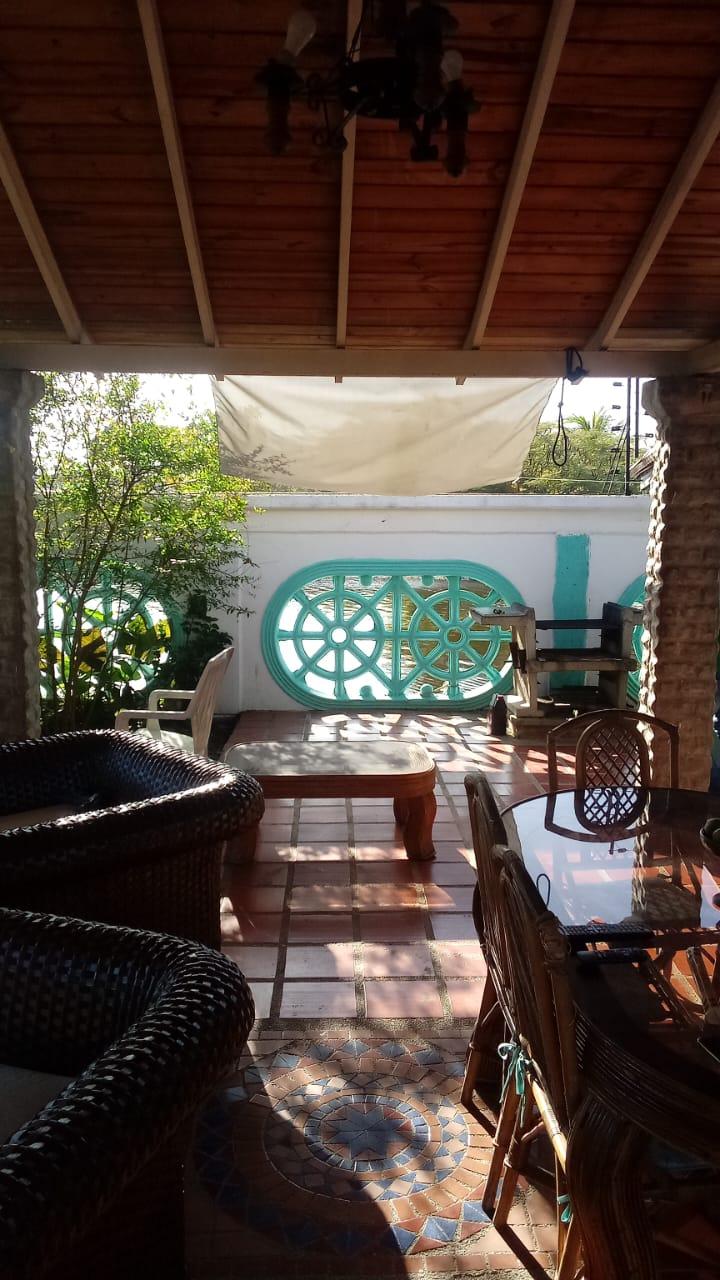 Posada Cocoesmeralda background