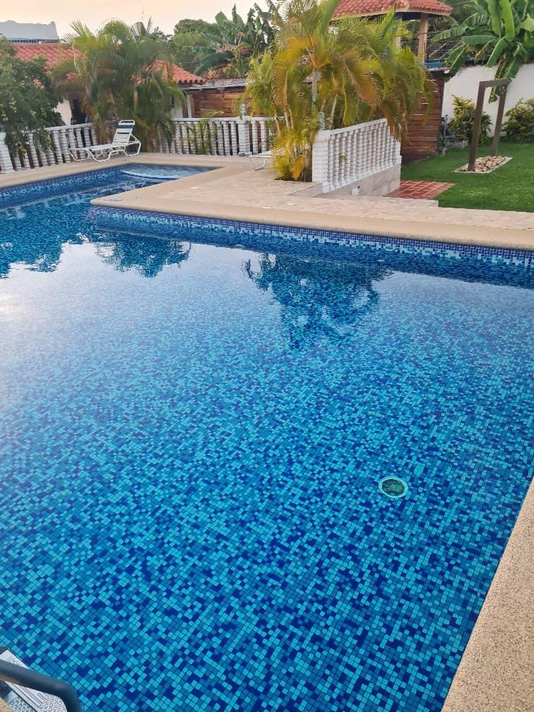 Posada Cocoesmeralda background