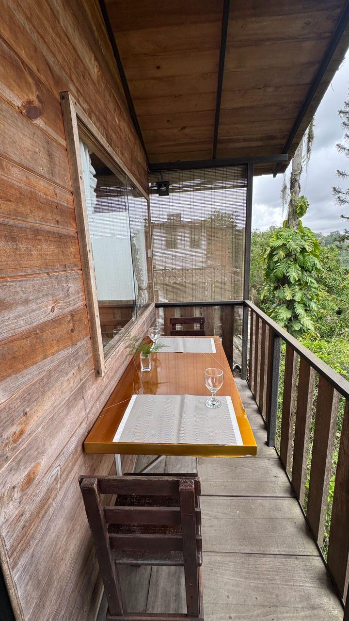 El Jardin de la Casita background