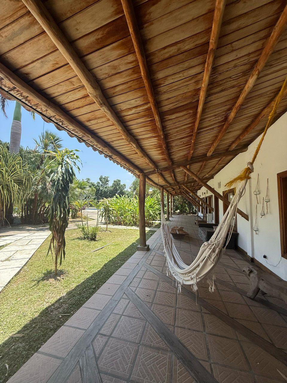 Riochic Posada background