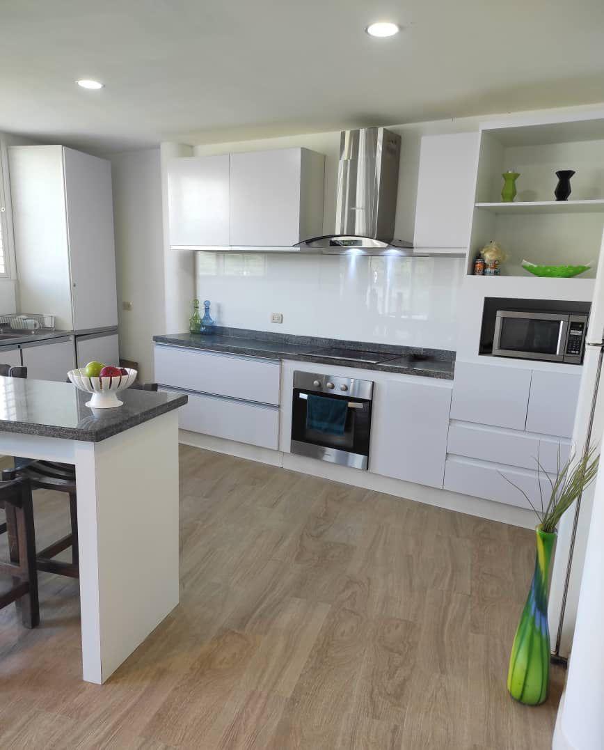 Shaboo Laguna background