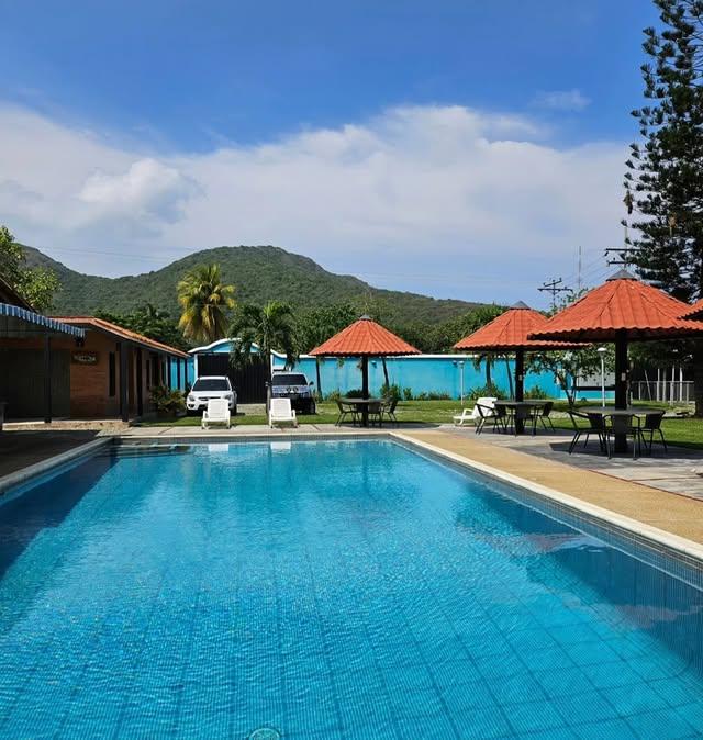 Posada Paraiso background