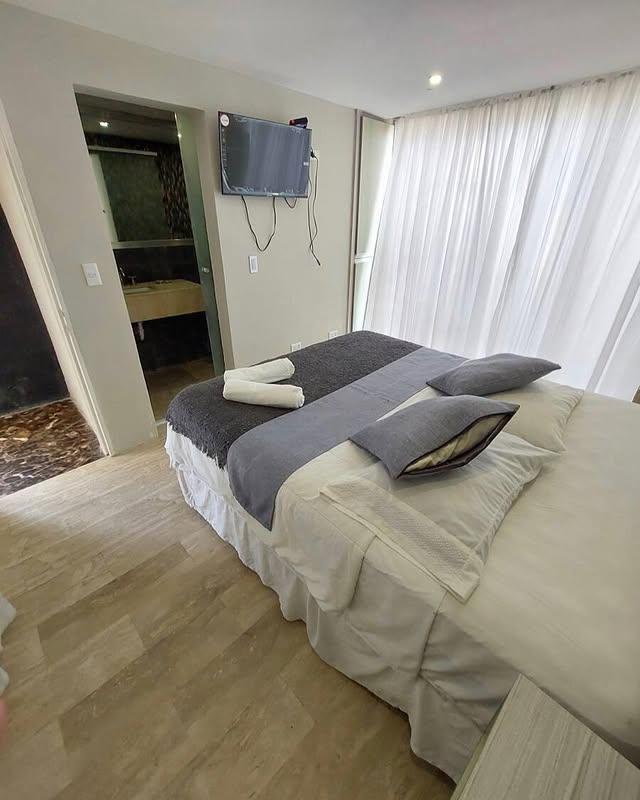 Saint Tropez Hotel background