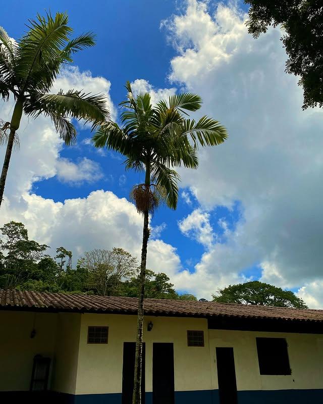 La Barquera Ecoposada background