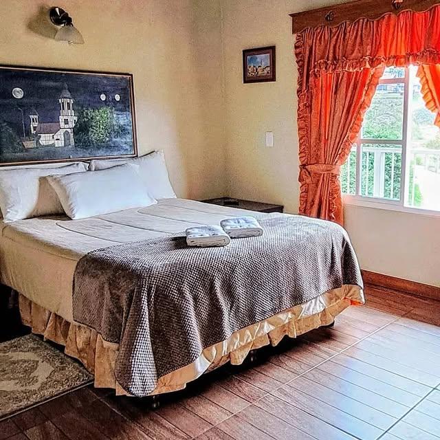 Cabañas de Ana Gutt - Imagen 2