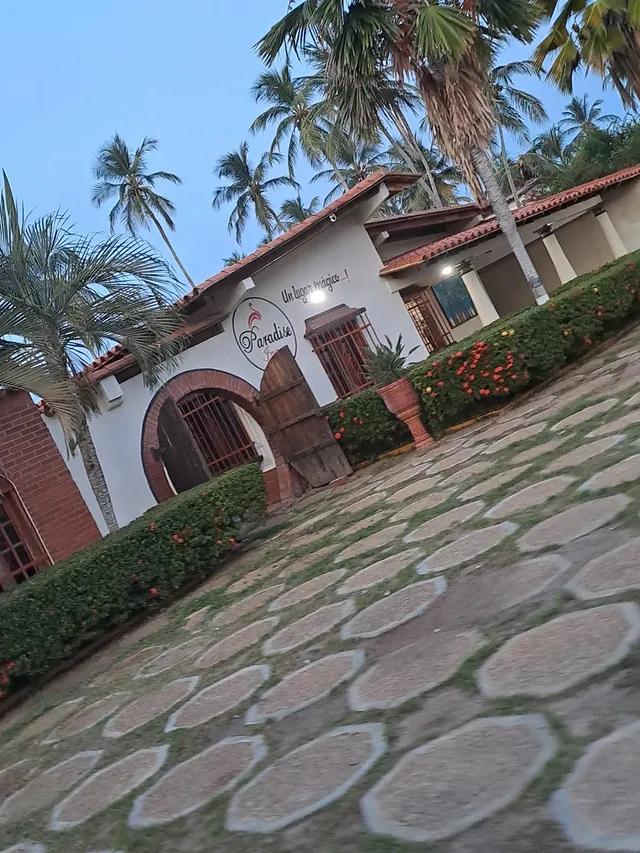 Paradise Inn - Imagen 4