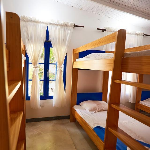 Ña Fefa Posada background