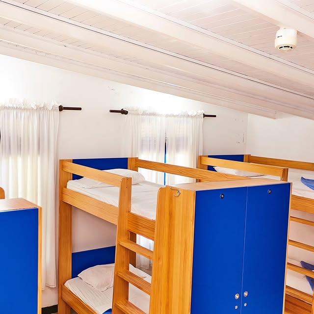 Ña Fefa Posada background