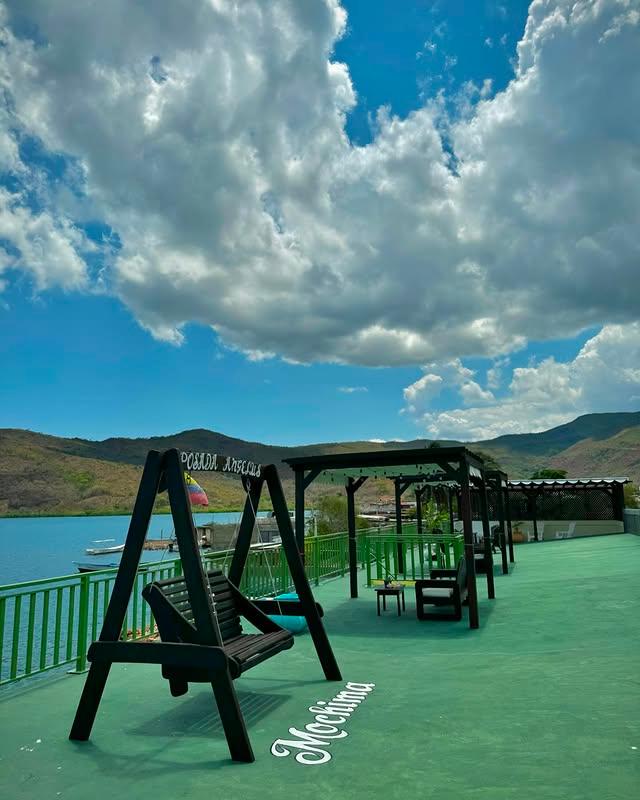 Posada Angelus background