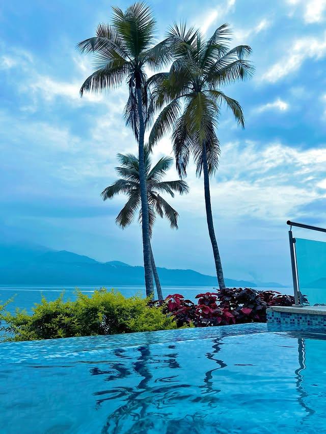 Arapo Villa de Playa background