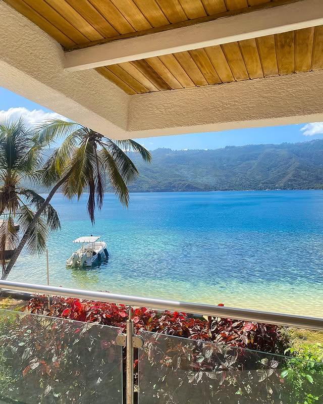 Arapo Villa de Playa background