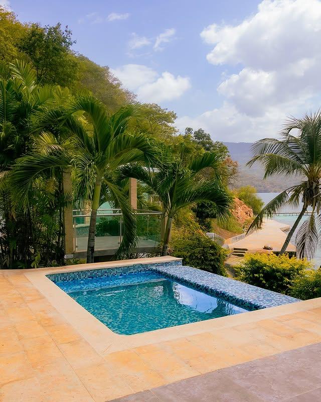 Arapo Villa de Playa background