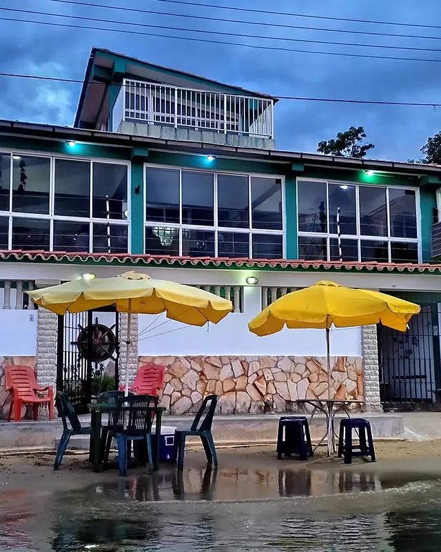 Posada La Bellina background