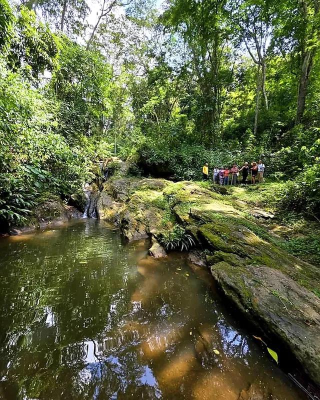 Posada Mocundo background