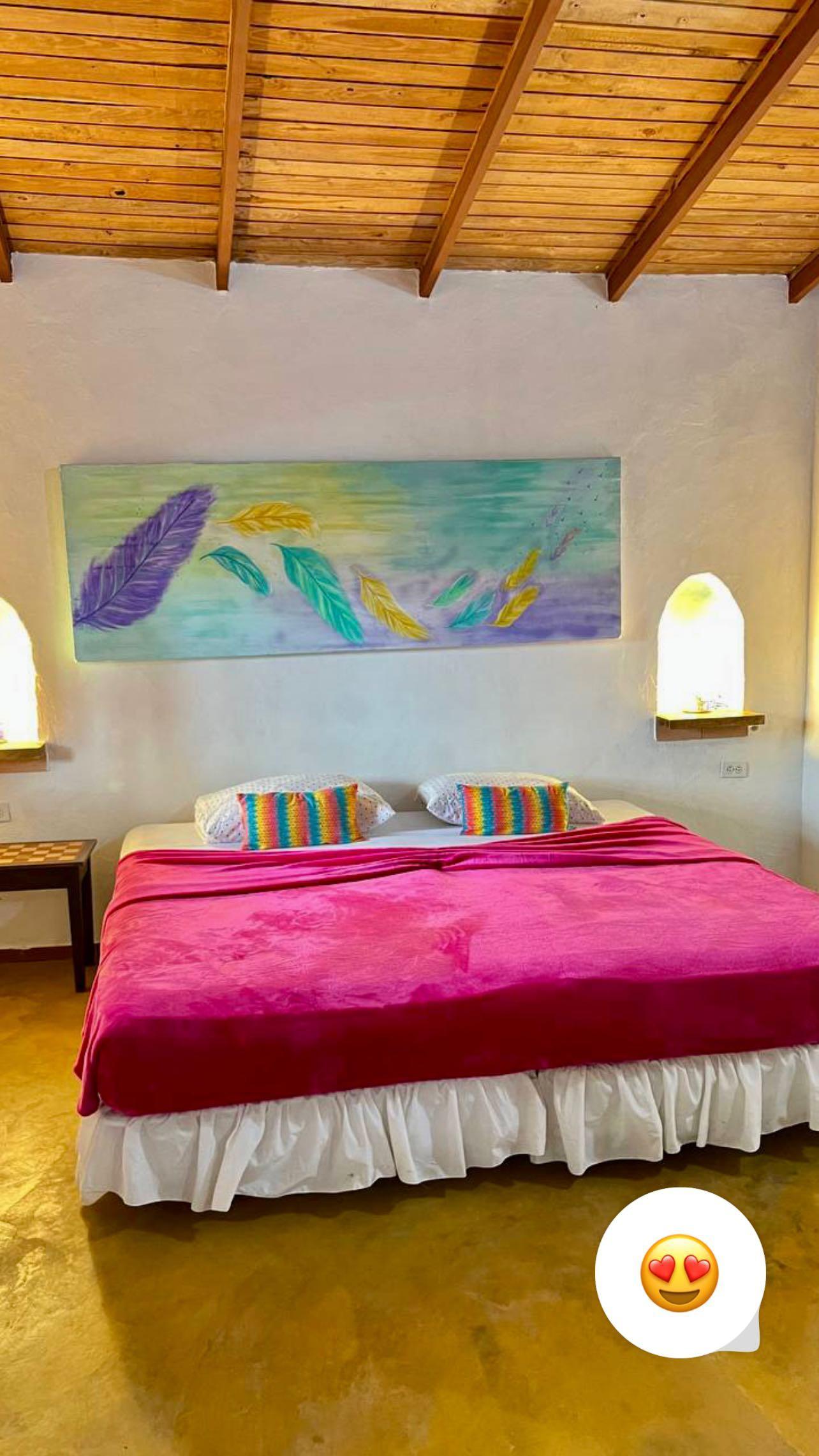 Amarama Posada background