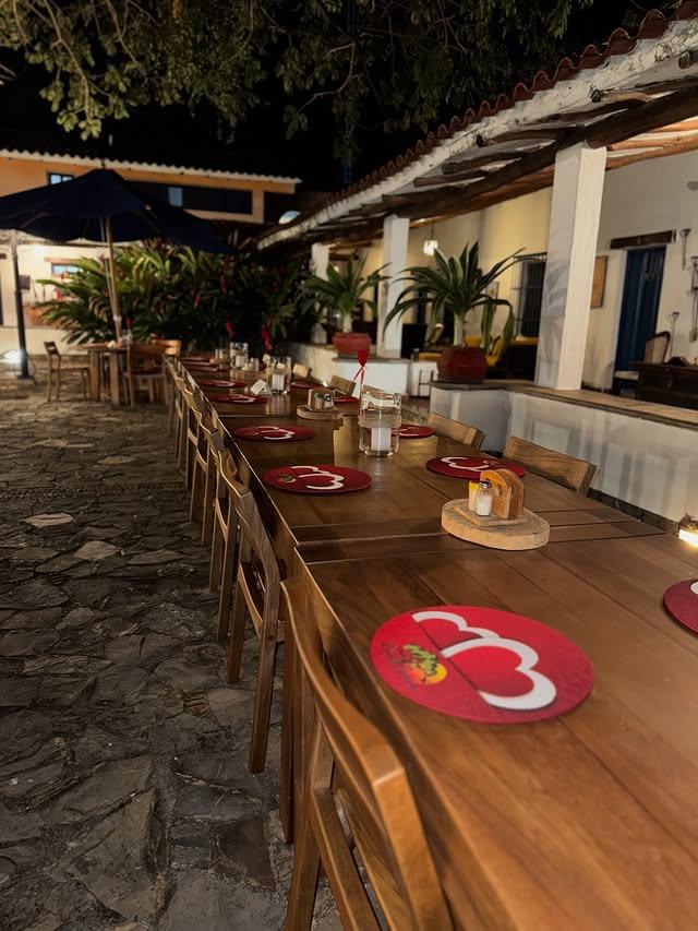 Posada Doña Barbara background