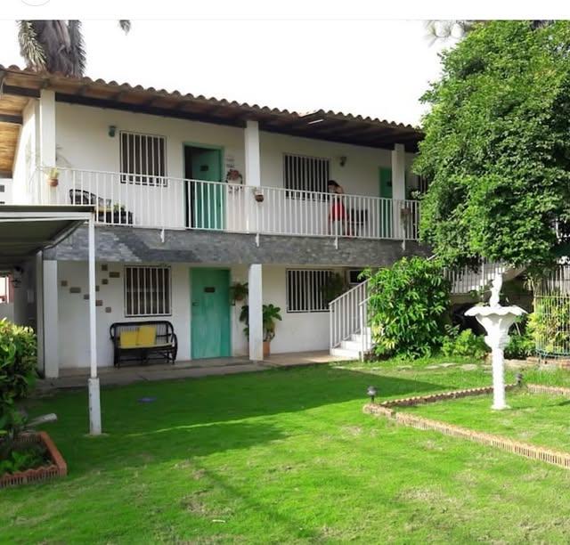 Posada Lecheria background