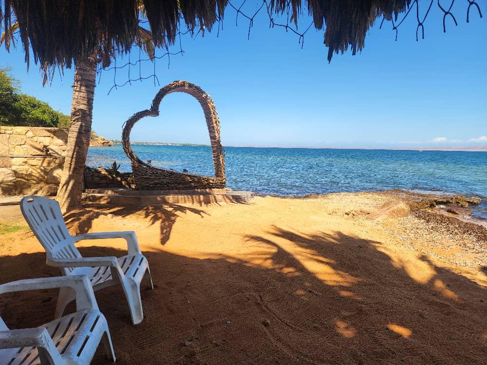 Agua Clara Beach background