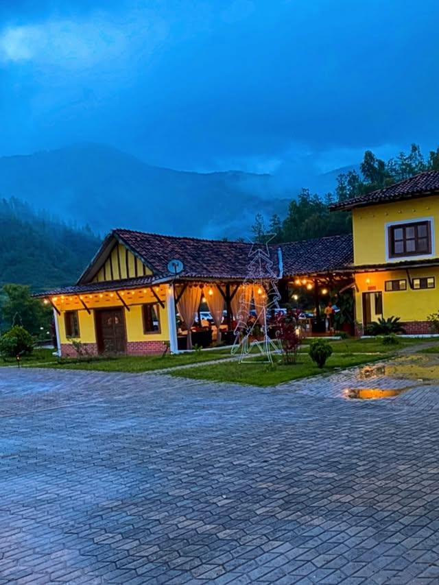 Posada Rio Arriba background