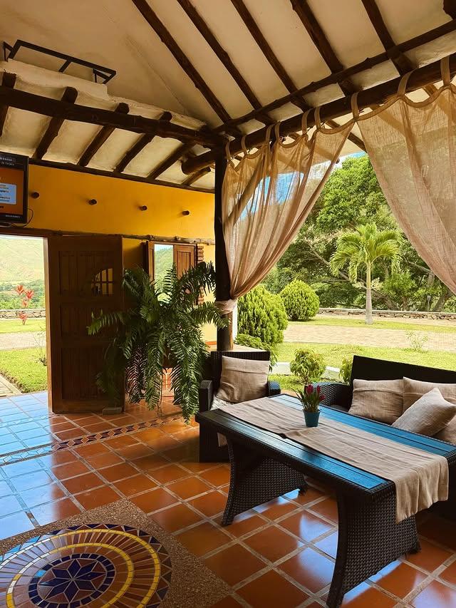 Posada Rio Arriba background