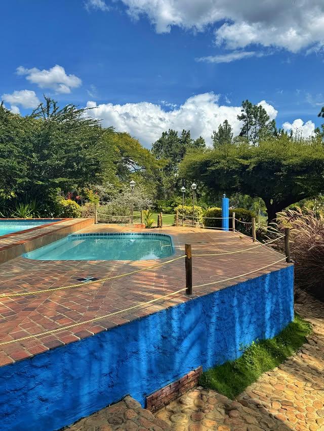 Los Humacos Posada background