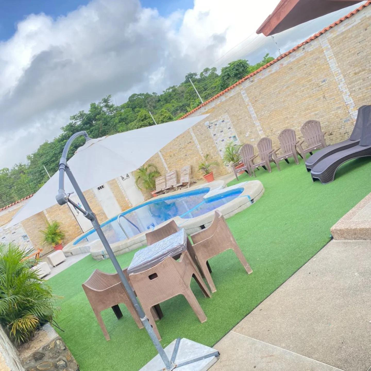 Villa Descanso background