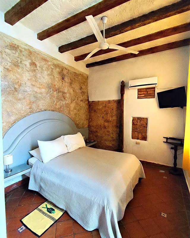 Posada Santa Margarita background