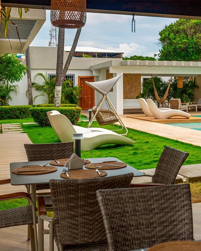 Posada Sinfonía background