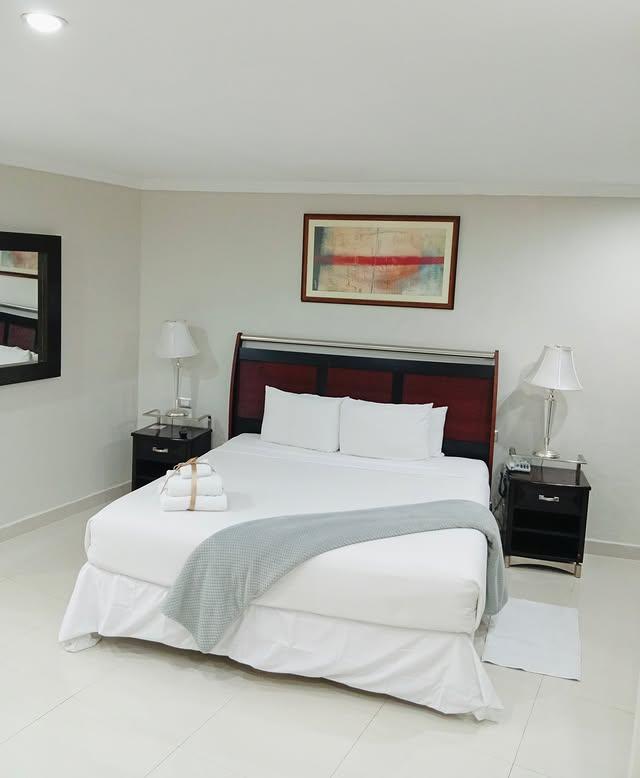 Bakhos Suites Hotel - Imagen 3