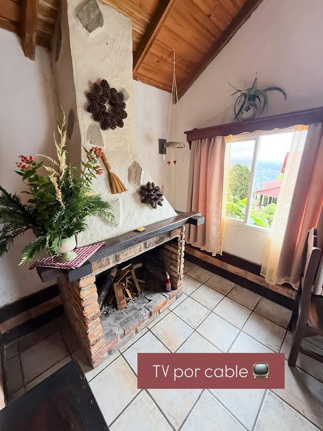 Cabañas Tita background