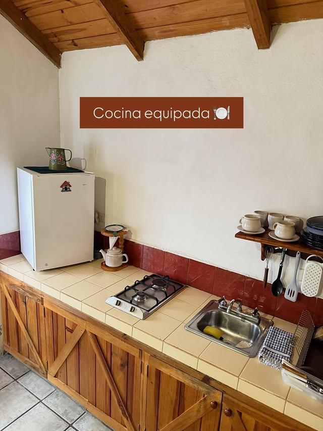 Cabañas Tita background