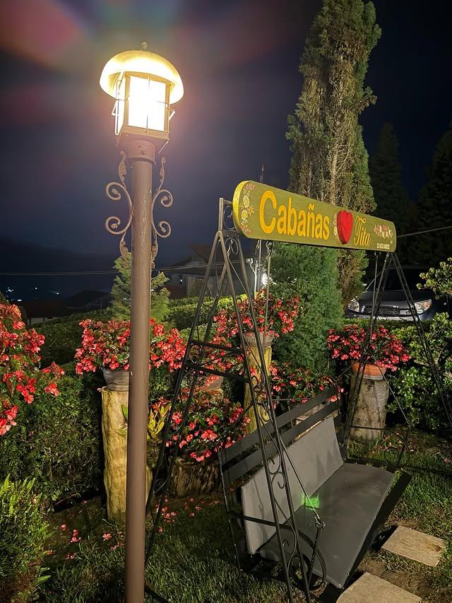 Cabañas Tita background