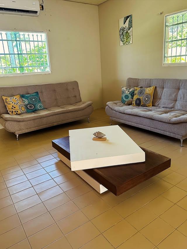 Casa Amaloha background