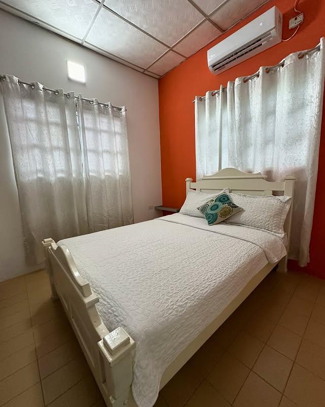 Casa Amaloha background