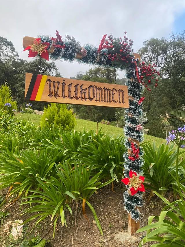 Villa Morgentau background