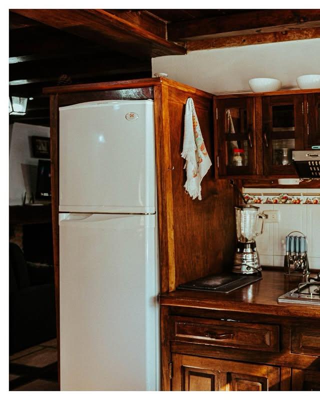 Cabaña La Encantada background