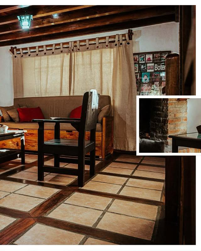 Cabaña La Encantada background