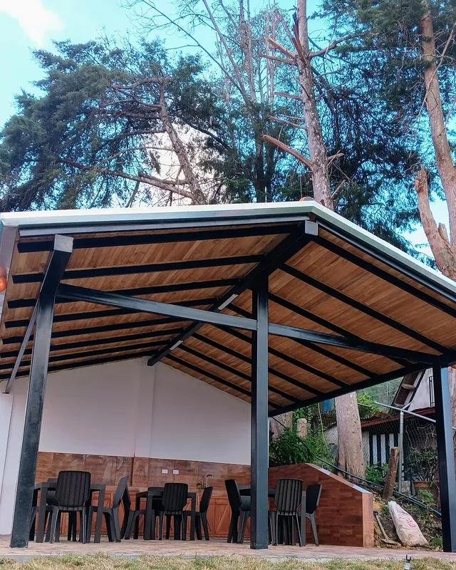 Cabañas Alpinas background