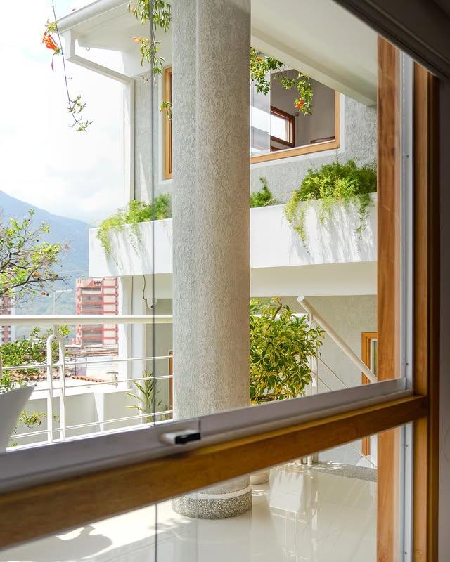 Posada Tramontana background