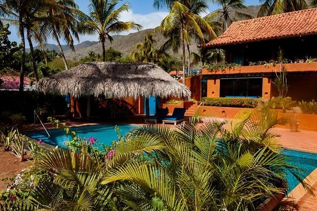 Cala Margarita background