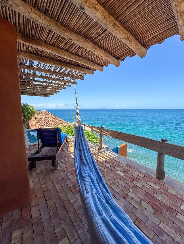 Cala Margarita background