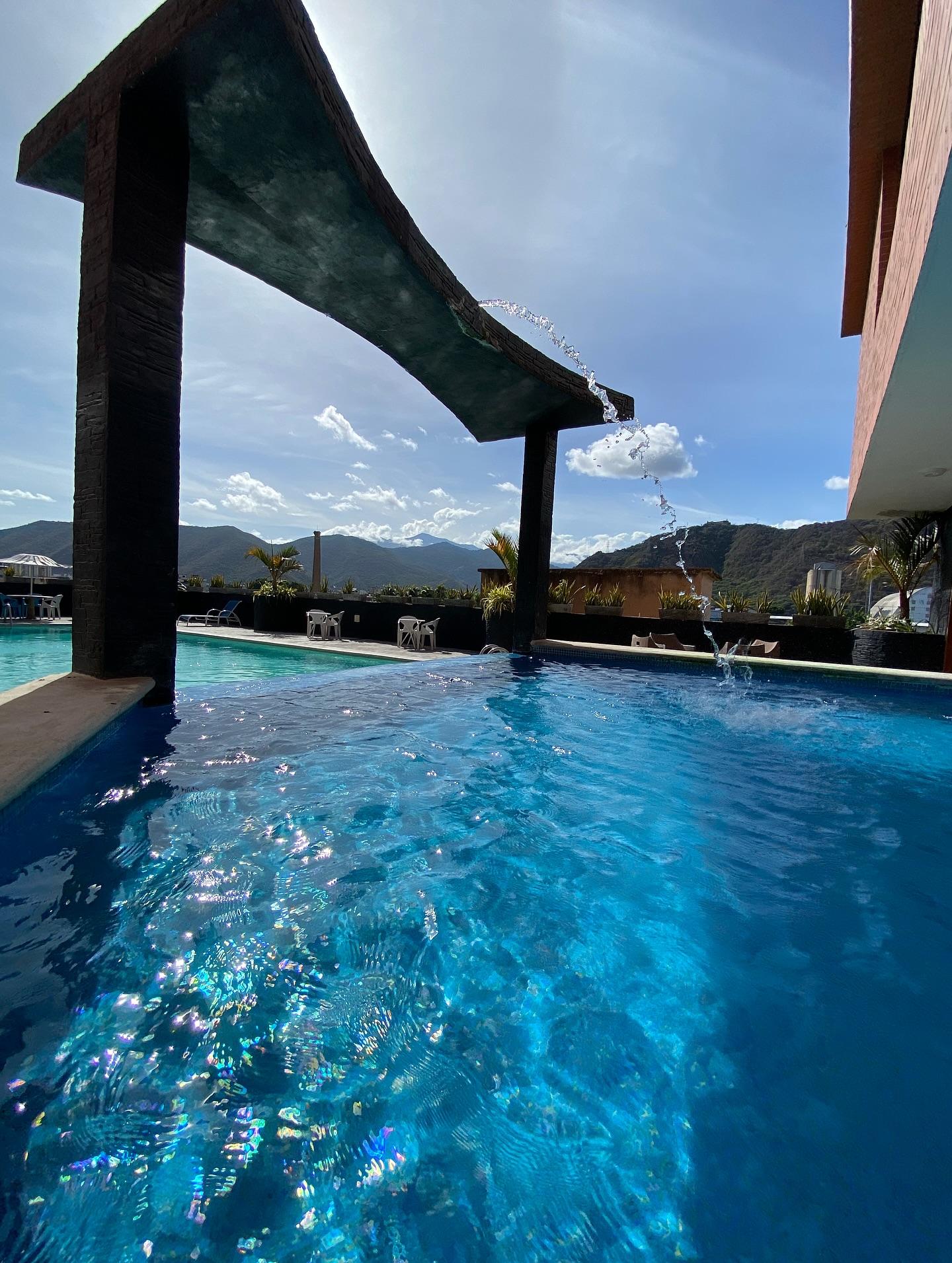 Isla Larga Hotel background