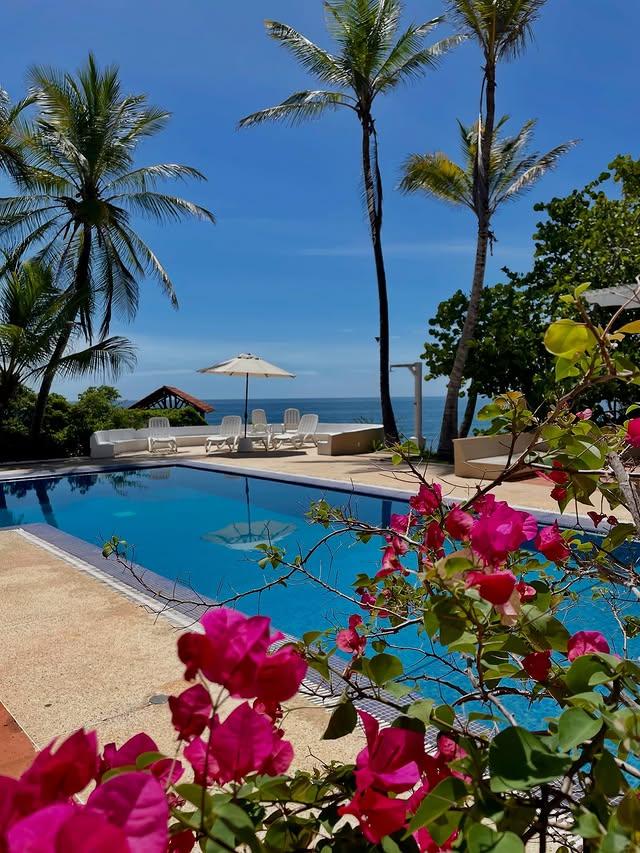 Vista Claro Rancho background