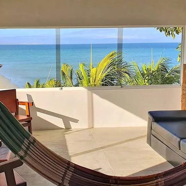 Casa Maya background