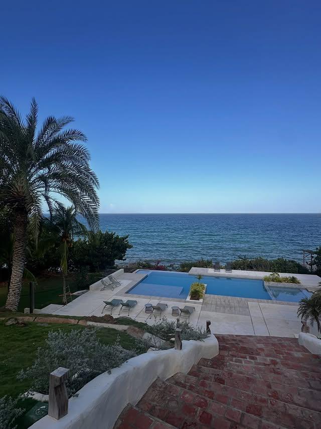 Rompemar Rancho de Chana background