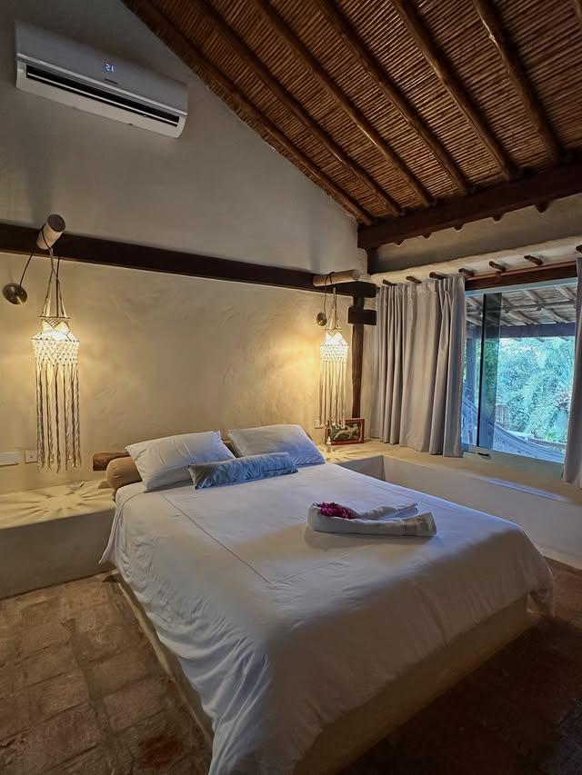 Rompemar Rancho de Chana background